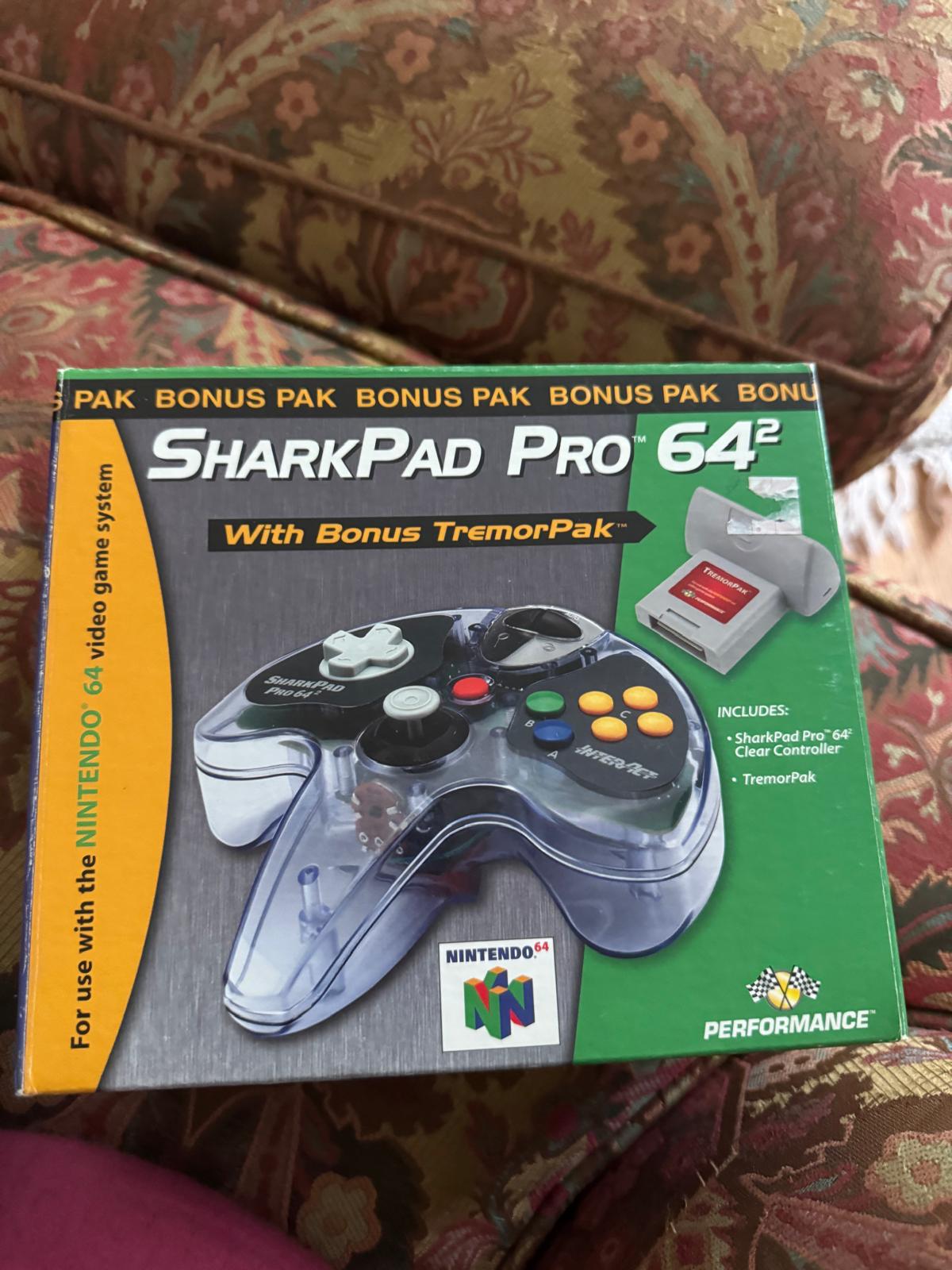 SharkPad Pro 64² controller packaging